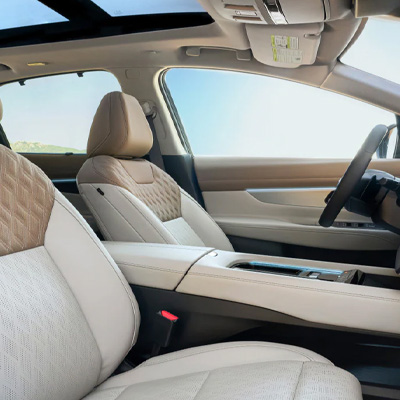 2025 Nissan
Murano Interior